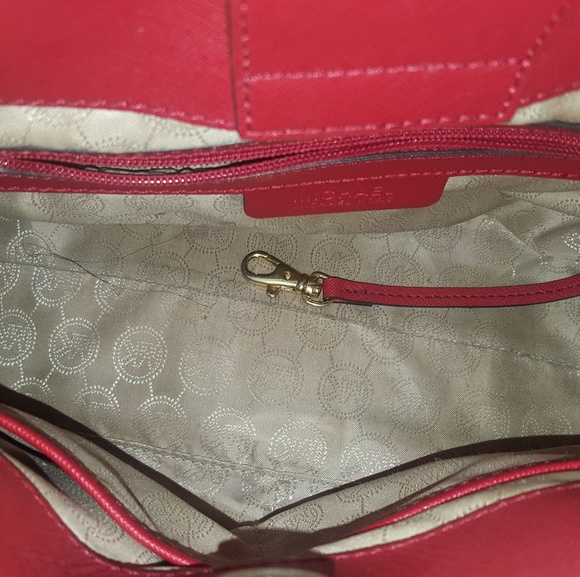 *SOLD*Michael Kors Hamilton Medium Bag - Picture 3 of 5